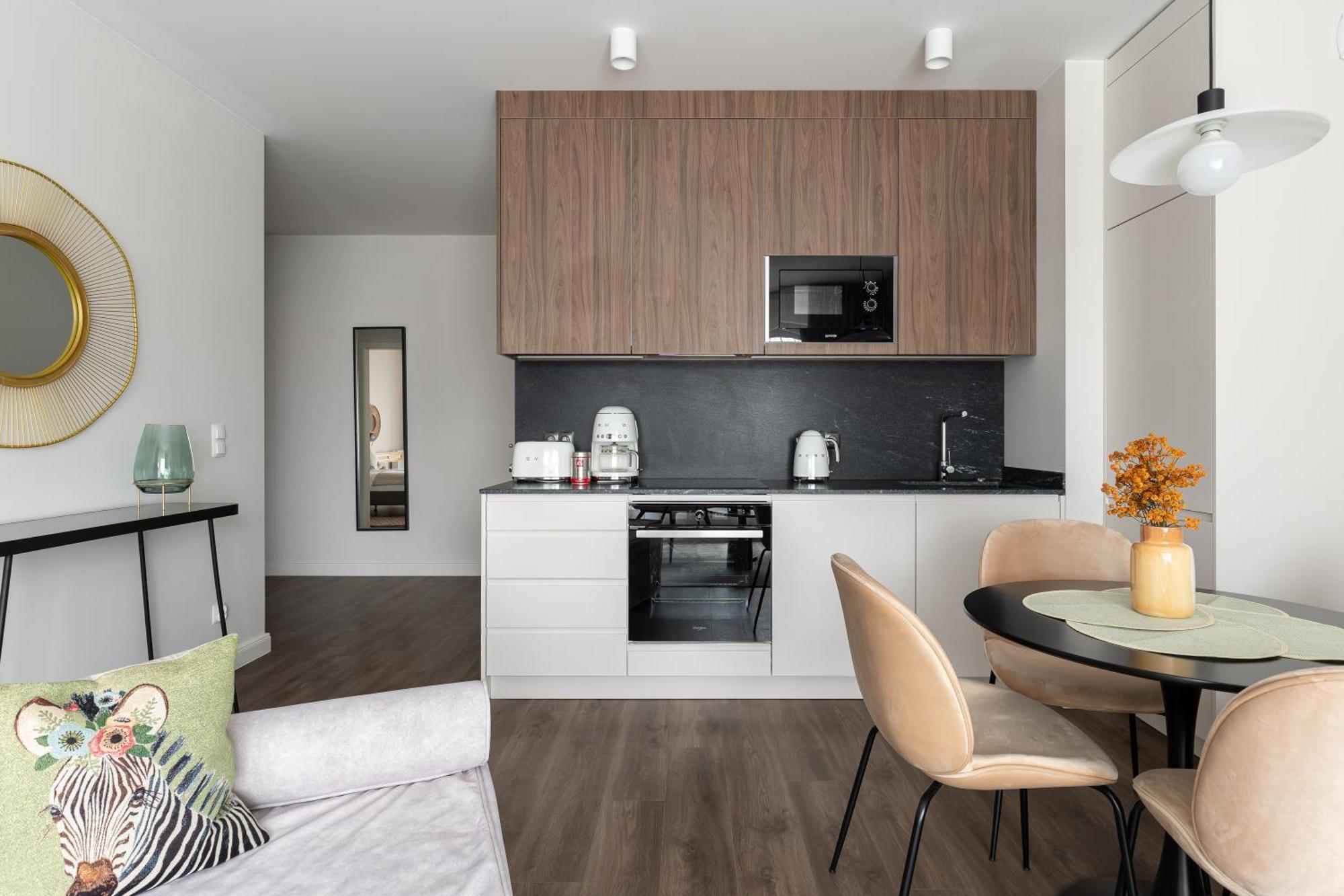 Scala Center Premium With Parking By Lion Apartment *