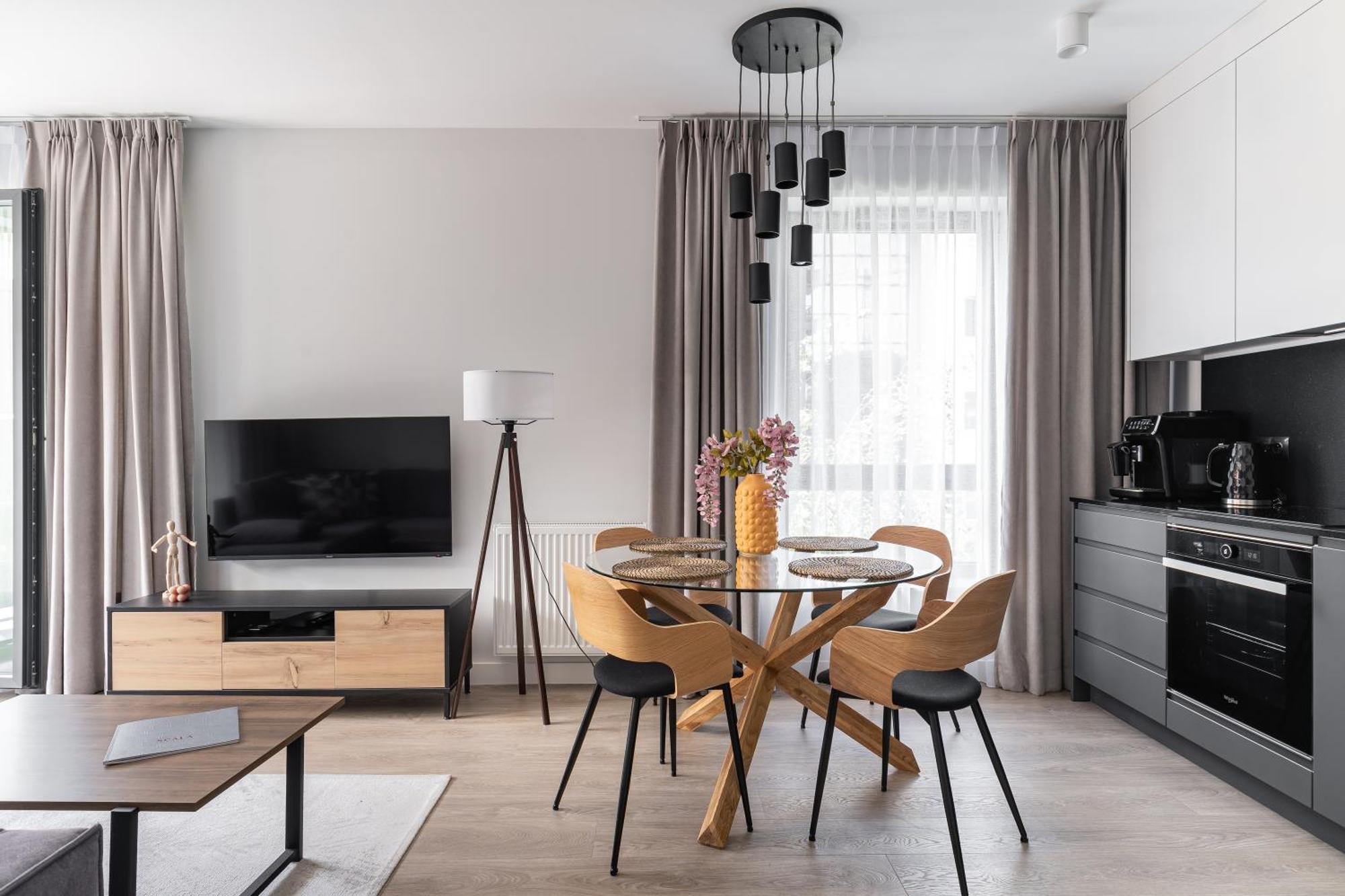 Scala Center Premium With Parking By Lion * Gdańsk